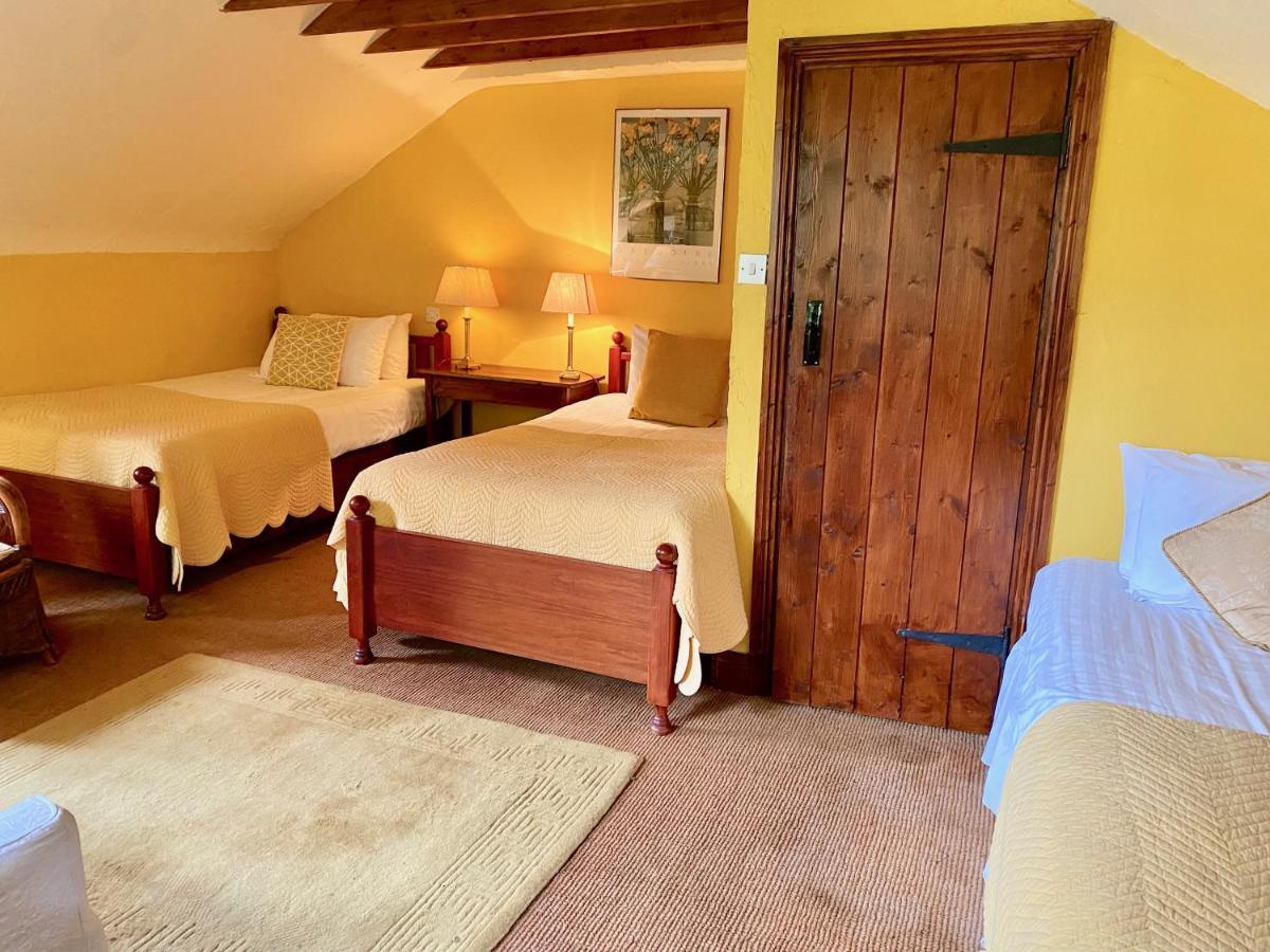 Barnabrow Country House Killinagh Extérieur photo
